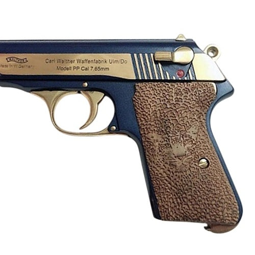 Walther PP grips made of walnut wood with custom engraving.