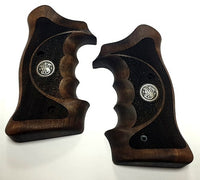 Smith & Wesson 357 Magnum custom pistol grips