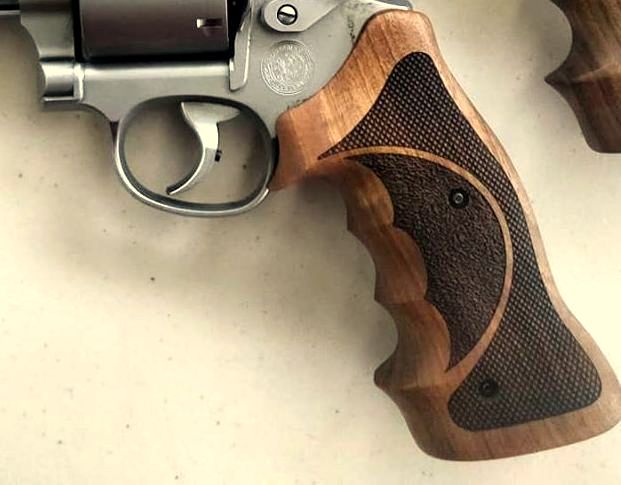 Smith & Wesson K & L Frame Square Butt custom pistol grips ...